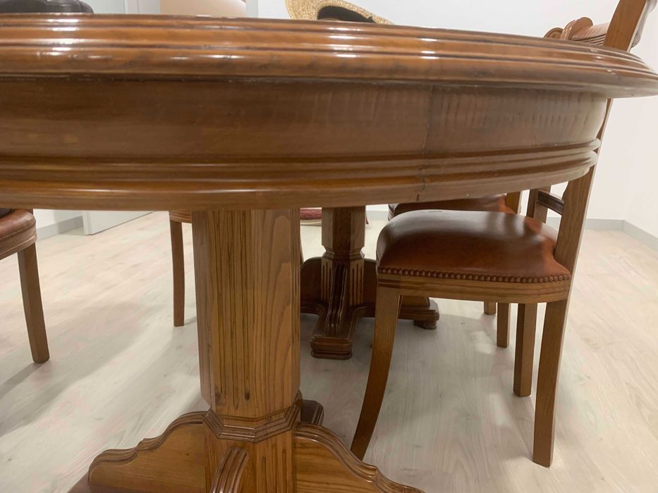 Mesa oval de sala + 6 cadeiras