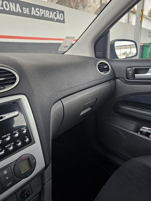 Ford Focus 1600 110cv