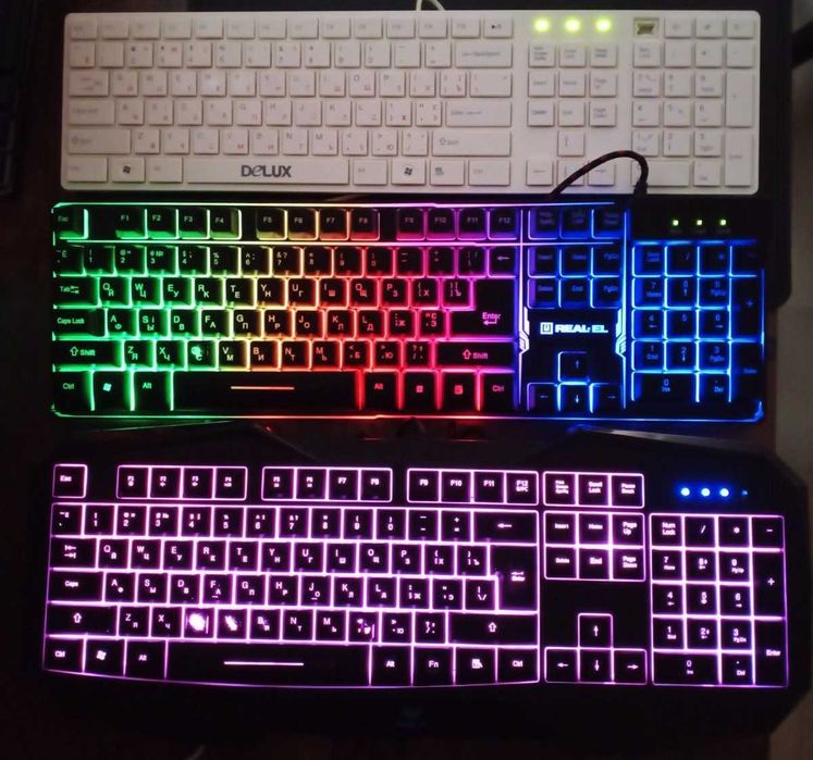 Продам 3 клавіатури, 1 геймпад, 1 мишка ОДНИМ лотом