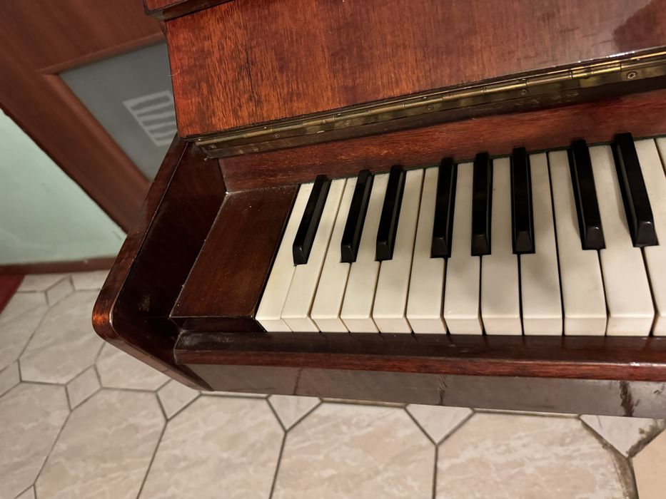 Radzieckie pianino Smoleńsk