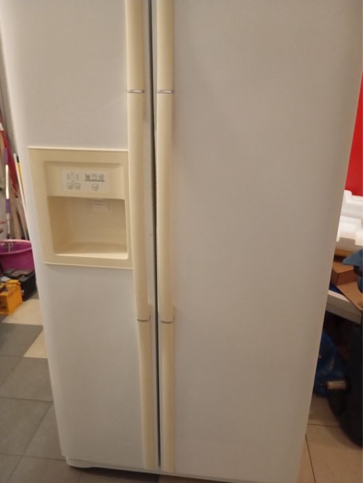 Продам холодильник LG