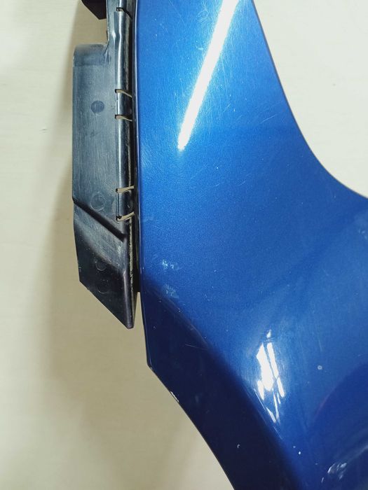 BMW E60 E61 seria 5 błotnik lewy przód przedni kolor niebieski