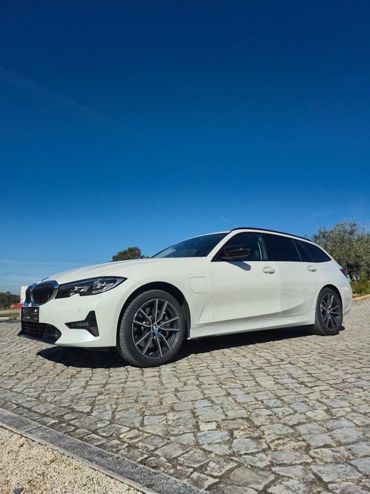 BMW 330e xDrive Touring 292cv | Garantia BMW Premium Selection