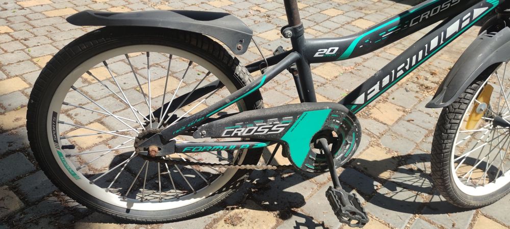 Детский велосипед. На 6-10 лет 17 колеса.