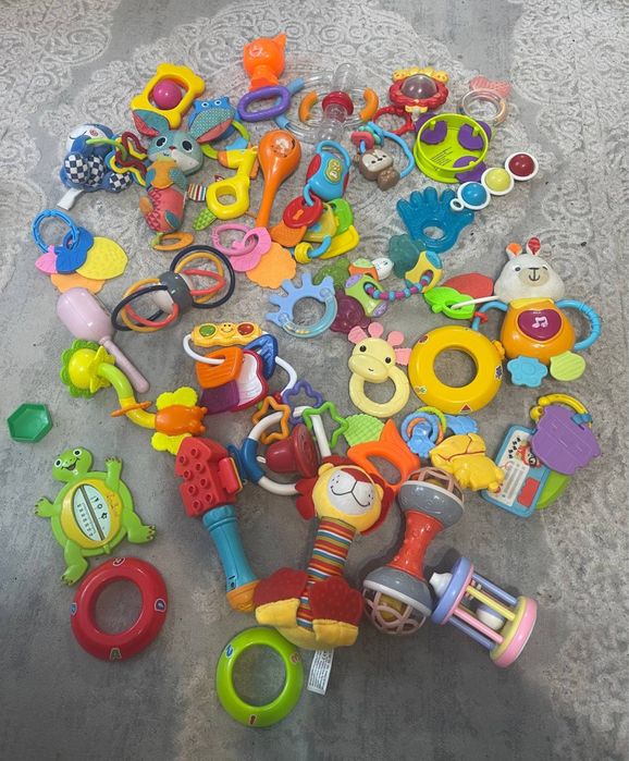 Дитячі погремушки
