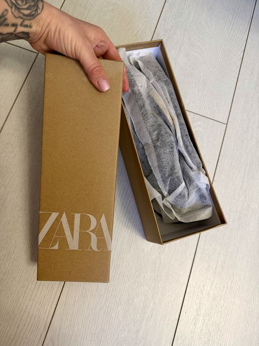 Босоніжки (сандалі) Zara 38 розмір