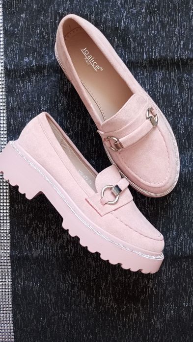 Pudrowy róż 37 dł ł 24.5cm