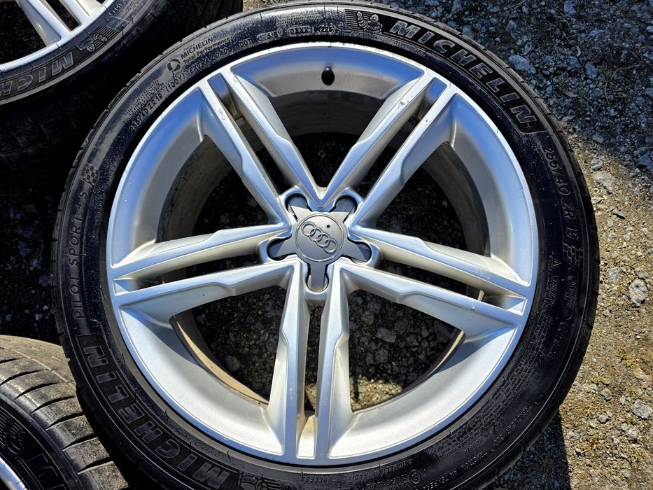 Alu Felgi 19" Audi A6 C6 C7 C8 S6 RS6 A7 A8 Nowe Opony 255/40/19