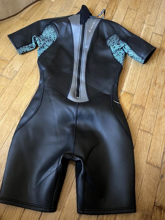 Гідрокостюм жіночий
