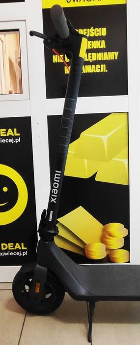 Hulajnoga elektryczna XIAOMI Electric Scooter 4 Lite