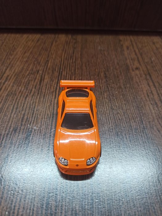Моделька Hot wheels Toyota Supra