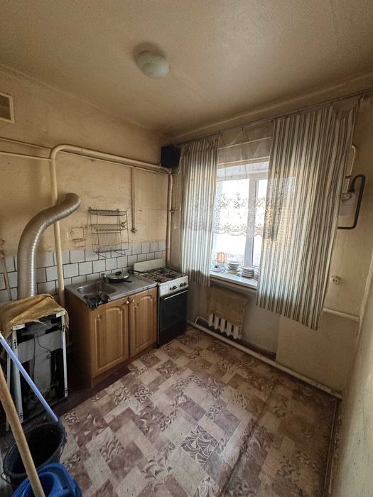 Продам 3-кімнатну квартиру в центрі Андрушівки