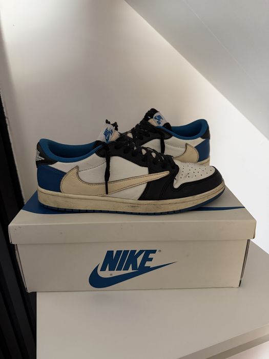 Nike Air Jordan 1 low travis scott fragment