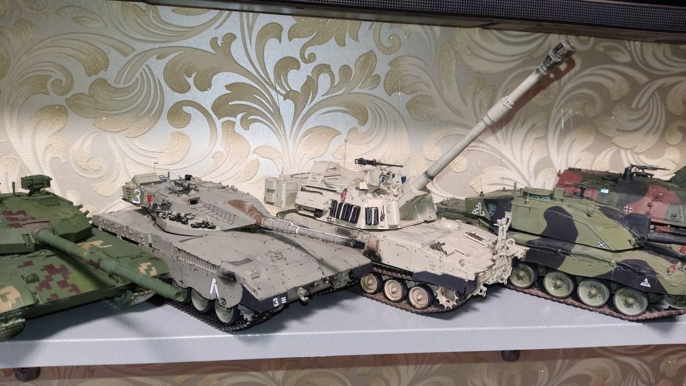 Збірні моделі бронетехніки в масштабі 1/35