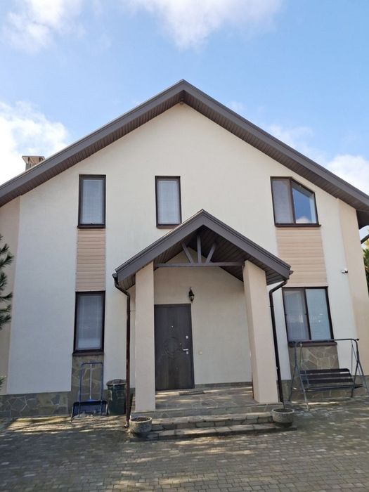 Продам дом с ремонтом Братское ,Новоалександровка