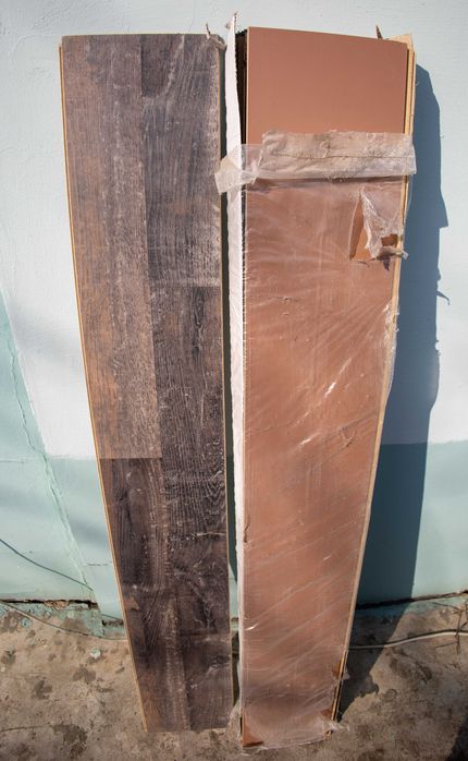 Продам ламинат дуб викинг (одна упаковка)