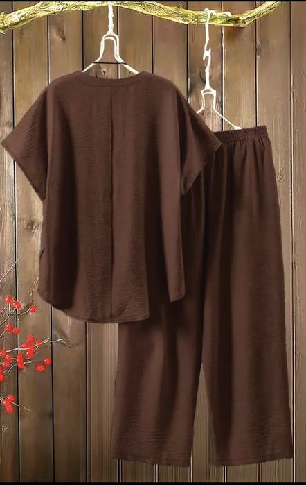 Продам стильный жіночий костюм 2XL