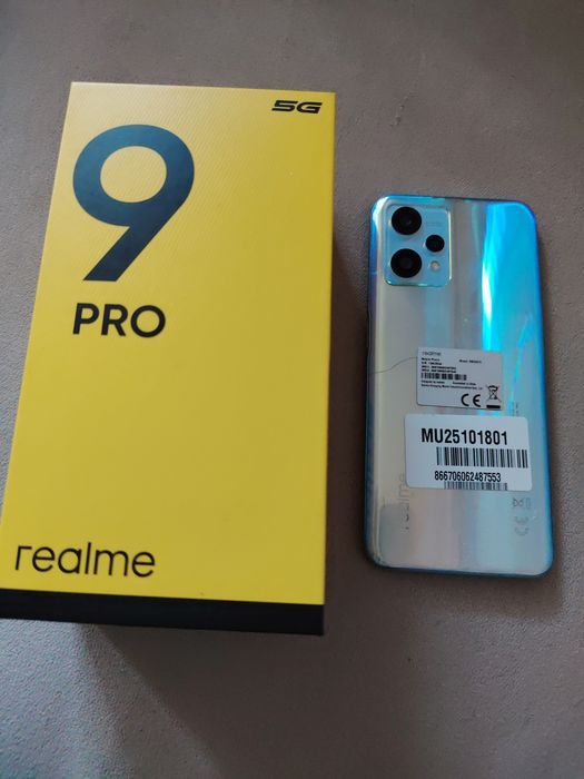 Telefon Reaime Pro 9 na części.