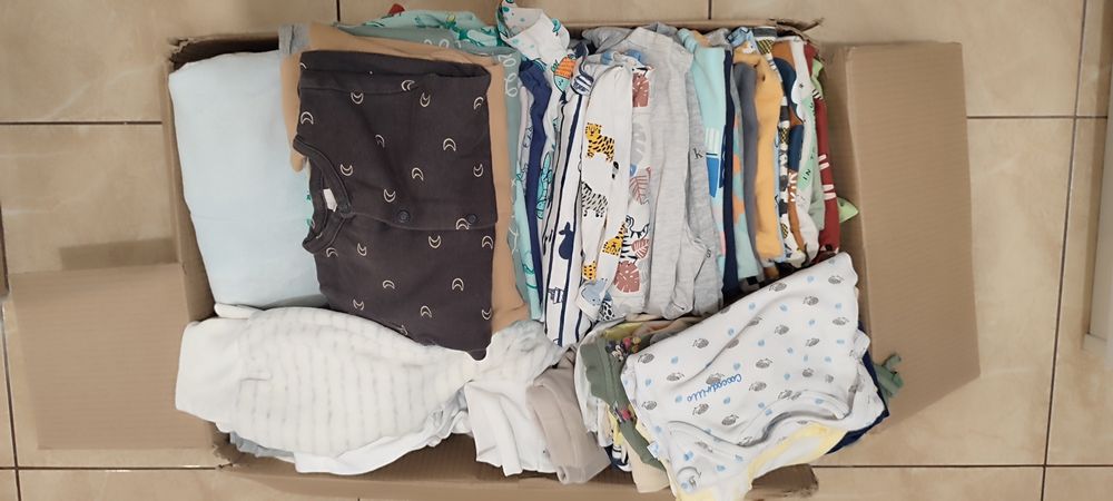 Ubranka niemowlęce dla chłopca paczka 56-68