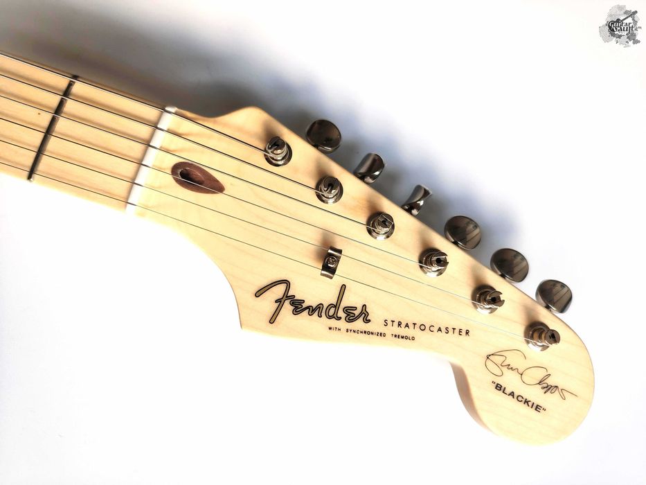 Новий Fender® Eric Clapton "Blackie" Stratocaster® '2024