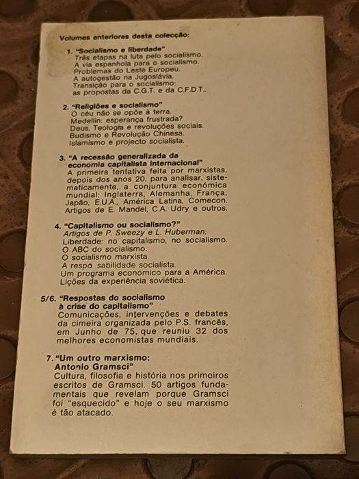 Alternativas Socialistas 8 - socialistas e comunistas origem da rutura