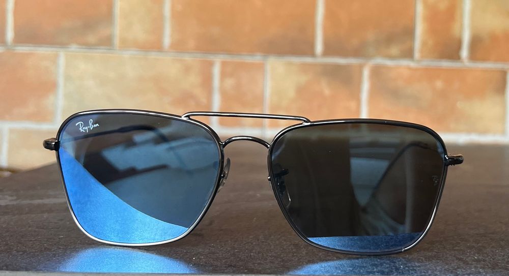 Rayban Caravan Reverse