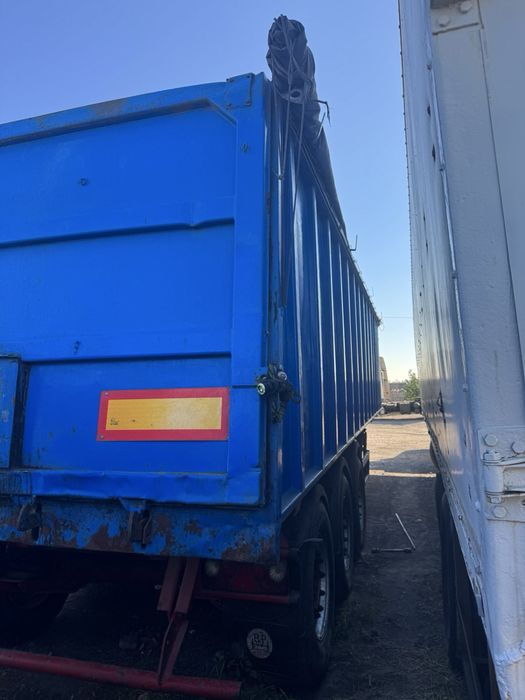 Продам недогорого полуприцеп самосвал