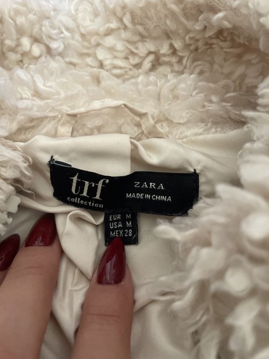 Roupa: Casaco Zara tamanho M