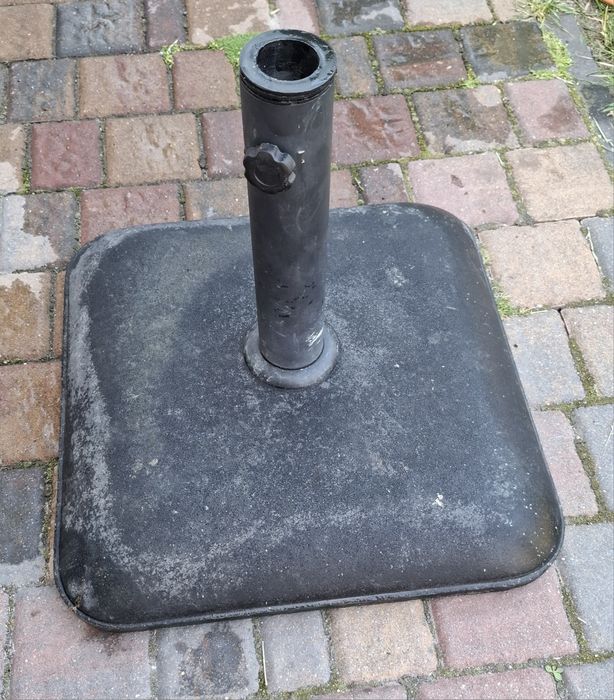 Podstawa betonowa pod parasol czarna