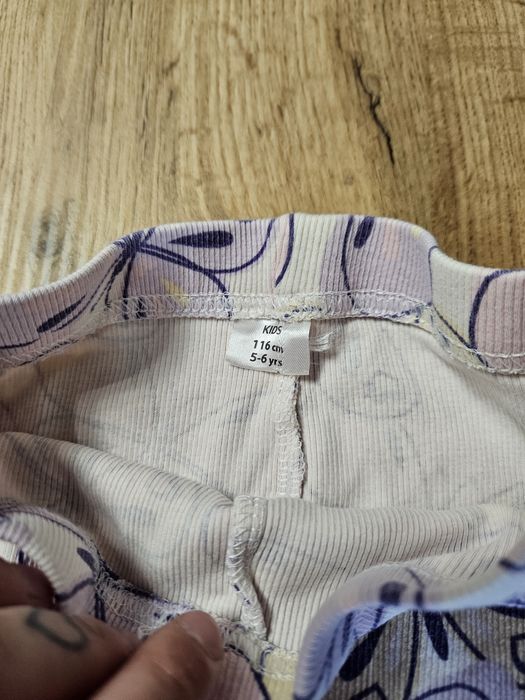 Leginsy prążkowane w motyle Little Kids 116