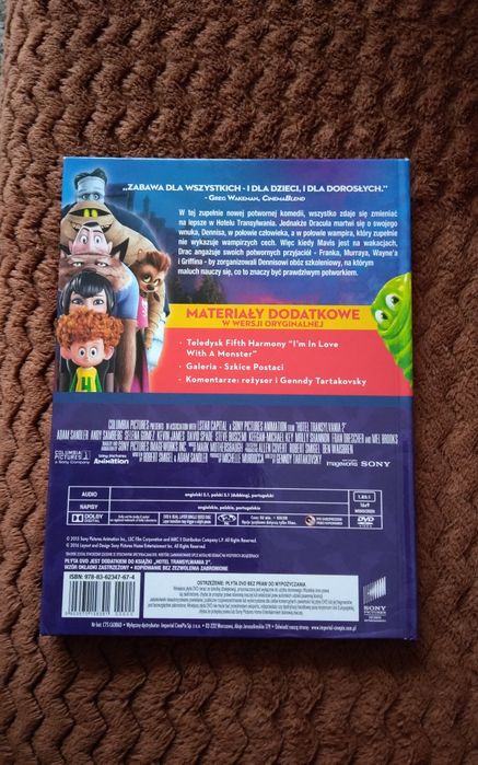 Książka i film na DVD Hotel Transylwania 2.