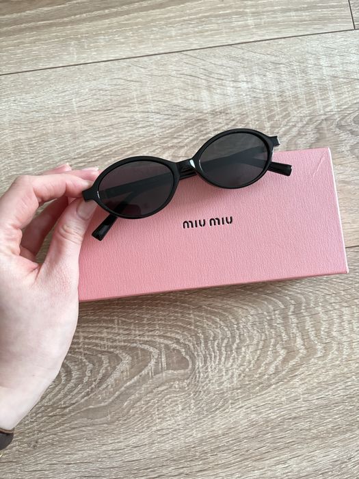 Okulary przeciwsloneczne miu miu czarne