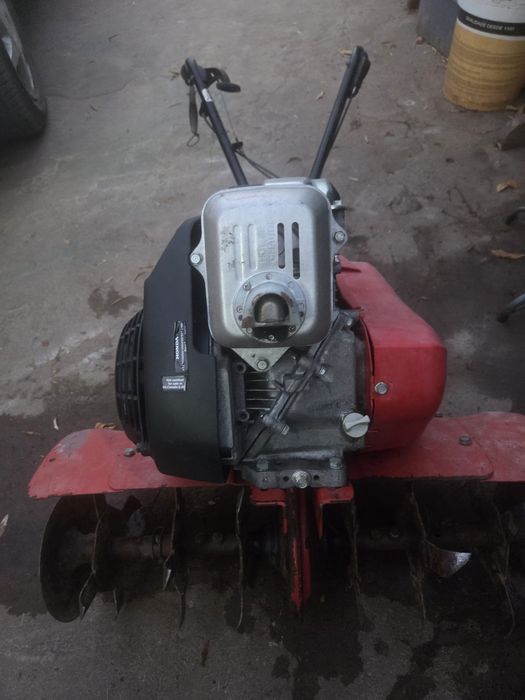Moto enxada-Honda