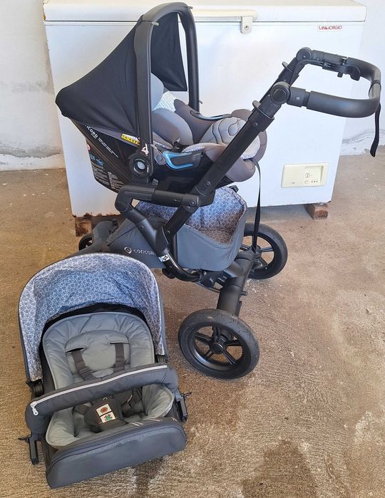 Carrinho bebé trio.(carrinho +alcofa+ ovo).