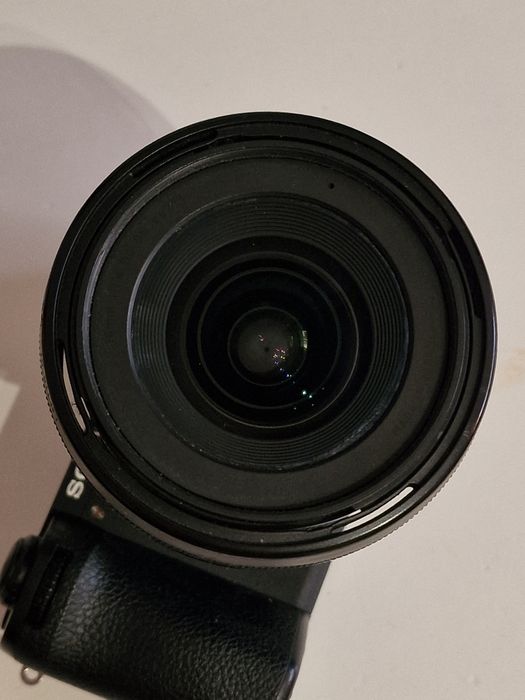 Sigma 16mm F1.4 Sony E obiektyw szeroki uniwersalny APSC stan bardzo dobry Poznań