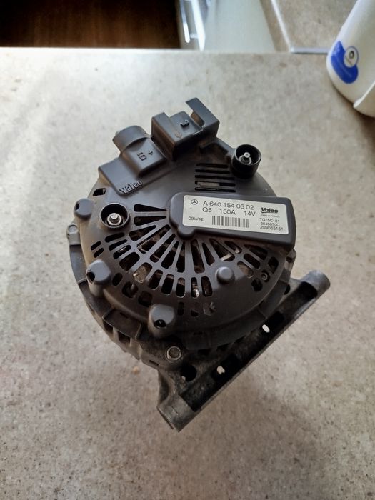 Генератор мерседес А160-А200(w169)