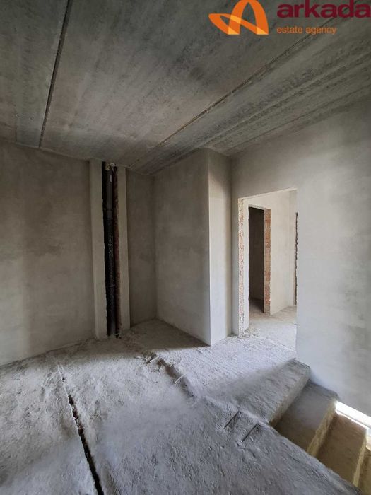 Продаю будинок біля річки. 145м2/3.5соток. До центру 7хвилин