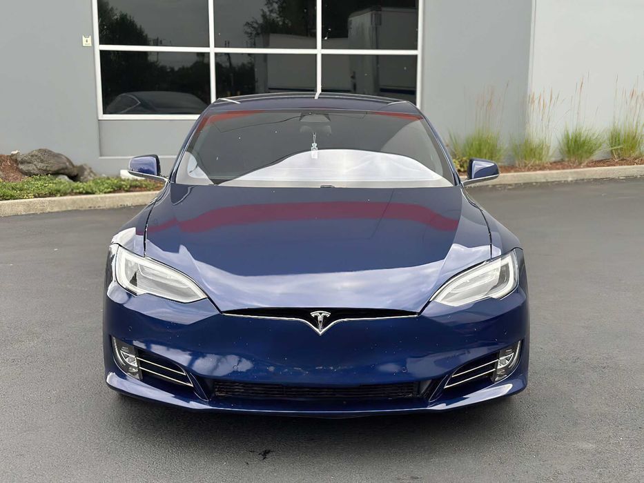 Tesla Model S P100D      2016
