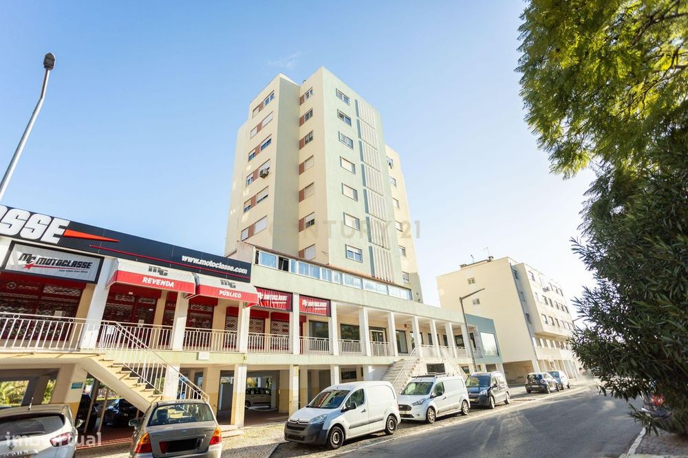 Apart. T2 com 70 m2 na Póvoa de Santo Adrião – Alameda Fernando Namora