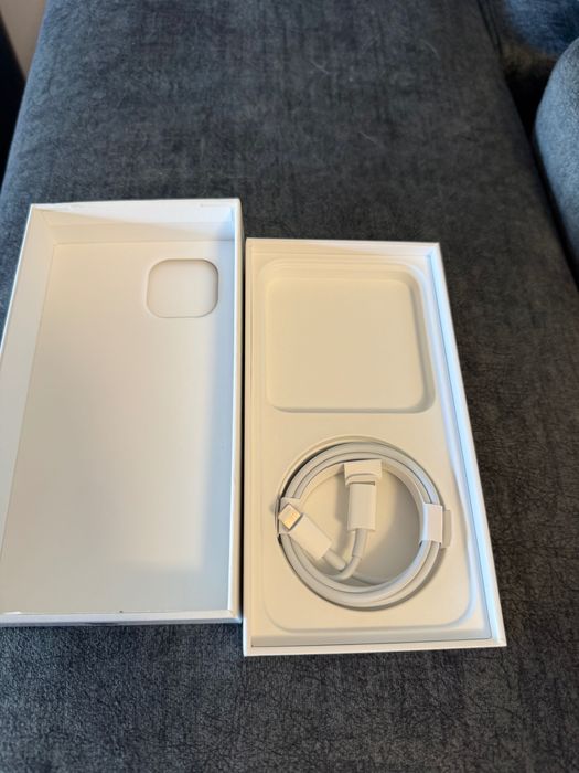 Apple iPhone 14 256GB - Excelente Estado
