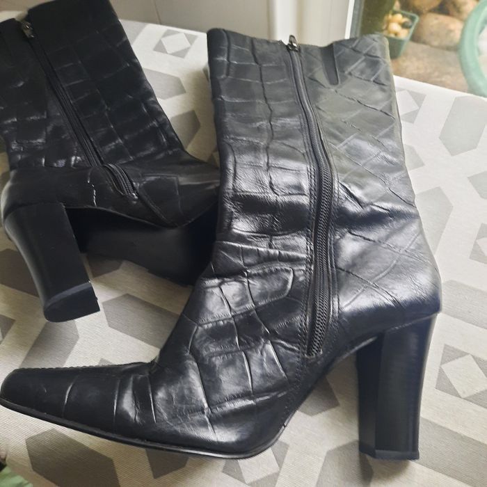 Botas pretas 37 Mr Cat pele genuina
