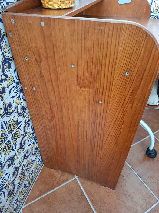 Secretária + cadeira