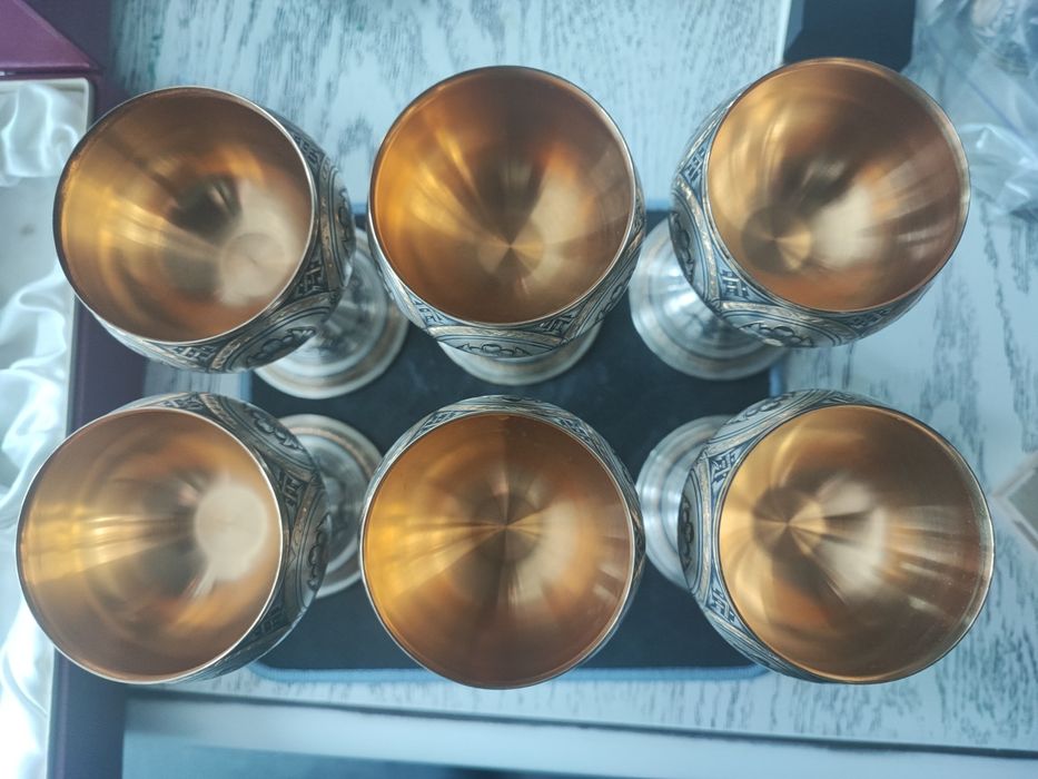 "Північна чернь" - Срібні бокали з позолотою на 165 мл 9000$/комплект