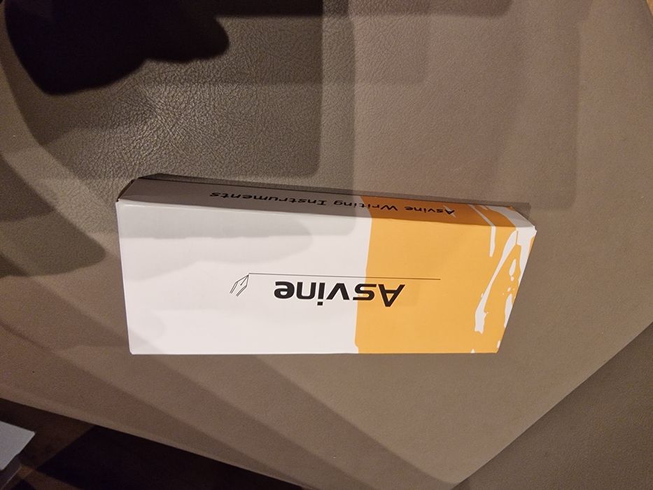Wieczne pióro Asvine v200