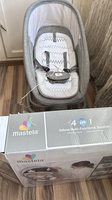 Дитячий заколисуючий центр Mastela 4в1
