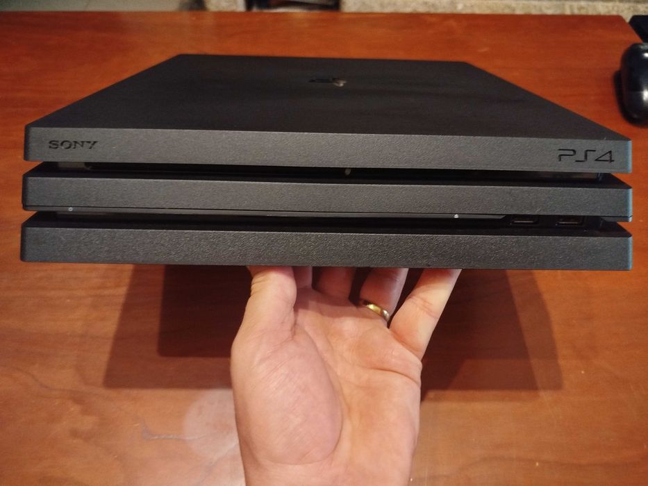 PlayStation 4 PRO 1 TB mais extras