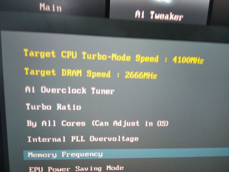 топова оперативна память Dddr 3 2400 8 gb 2666MHz тримає в розгоні!