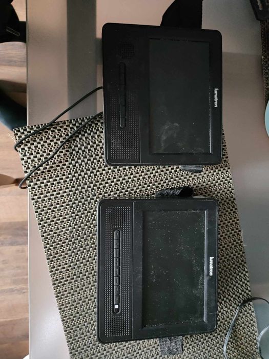 Lumatron - portable LCD DVD PLAYER