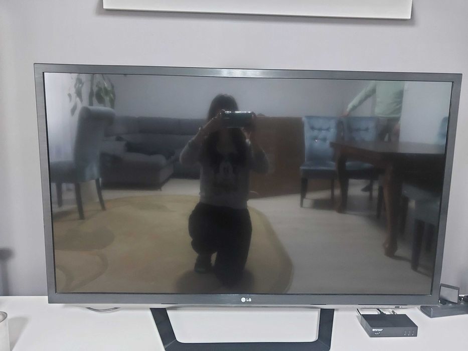 Telewizor LG 49" dekoder gratis