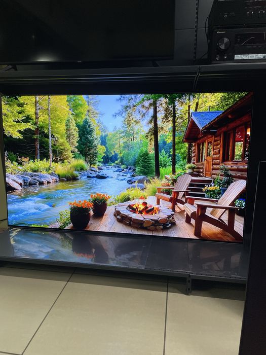 77’ LG OLED77G2. Gallery.